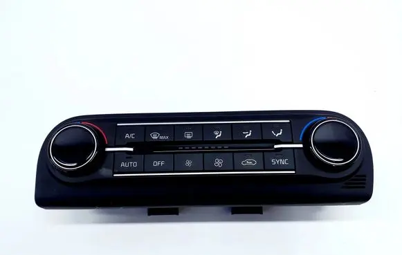KIA Xceed Interior fan control switch 97250J7302