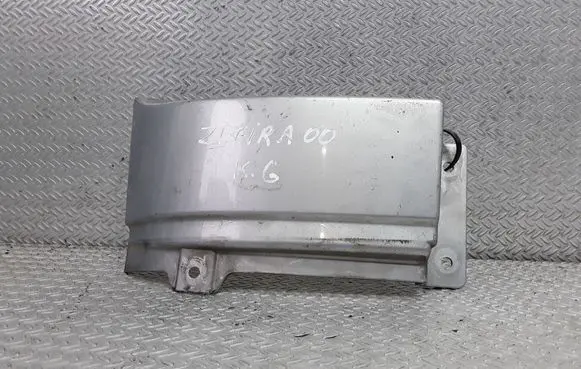 Opel Zafira A Rear bumper corner part panel trim 90580803LH