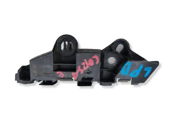 Opel Corsa E Fender mounting bracket 