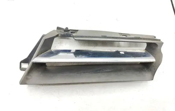Alfa Romeo 156 Front bumper upper radiator grill 156017392