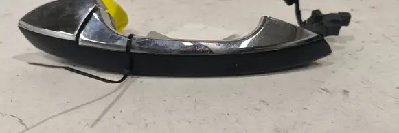 Mercedes-Benz C W204 Rear door exterior handle A2047600620