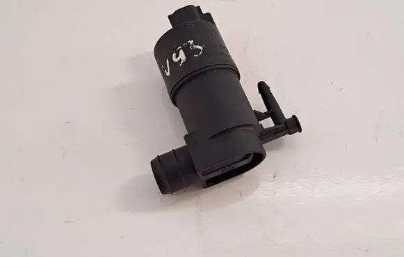 Toyota Verso Windscreen/windshield washer pump 853300F020