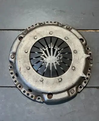 Volkswagen Golf V Pressure plate 