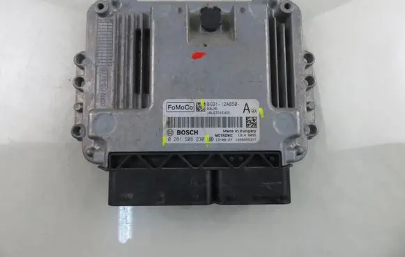 Ford S-MAX Engine control unit/module 0261S08230 BG9112A650ARA