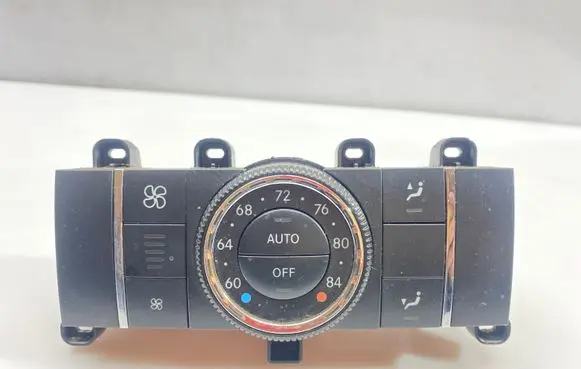 Mercedes-Benz GL X164 Climate control unit A1648700589
