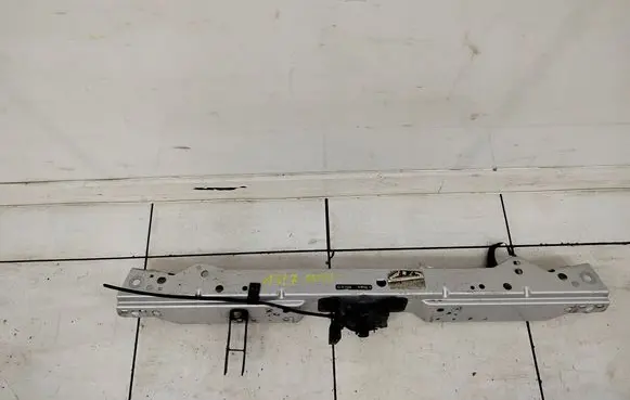 Opel Astra J Radiator support slam panel 13312474