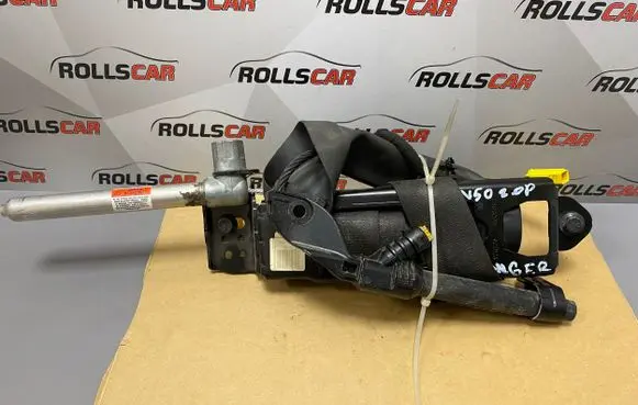 Volvo V50 Front seatbelt 8639692