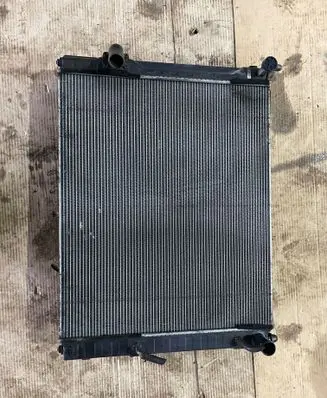 Infiniti FX Coolant radiator