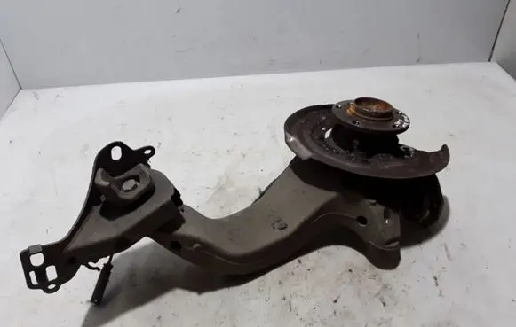 Mini Cooper Countryman R60 Rear wheel hub 9805657