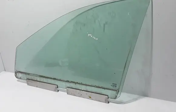Volvo XC90 Front door window glass four-door 31386884