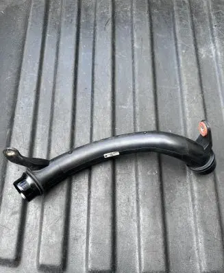 Land Rover Discovery Sport Intercooler hose/pipe GJ326C782 GJ326C782AA