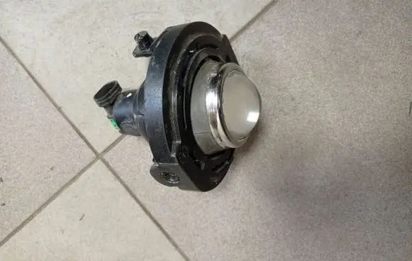 Dodge Challenger Front fog light 1090093 1711002A 1808002A