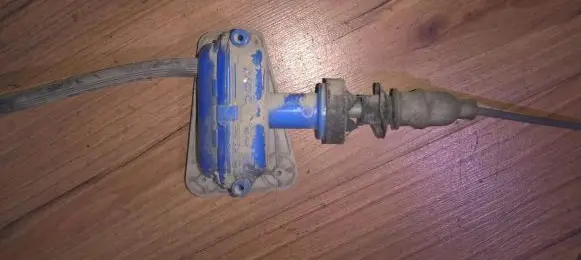 Audi 80 90 S2 B4 Central locking vacuum pump 893862123
