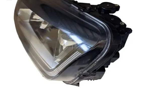 Volkswagen Amarok Headlight/headlamp 2H1941015T 90062211