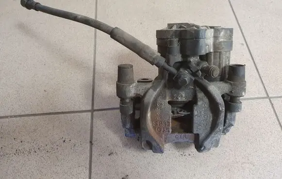 Audi Q2 - Rear brake caliper 5Q0615405
