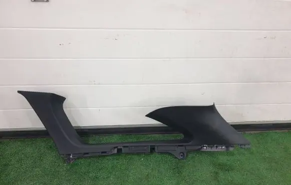 Hyundai i30 (C) pillar trim 85860G4700