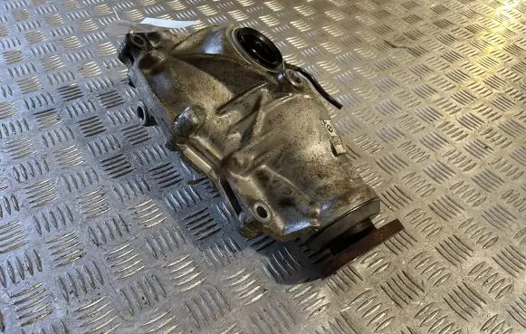 BMW X4 F26 Front differential 8618381