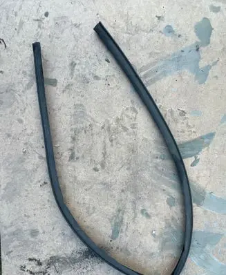 Audi Q5 SQ5 Front door rubber seal 80A833177