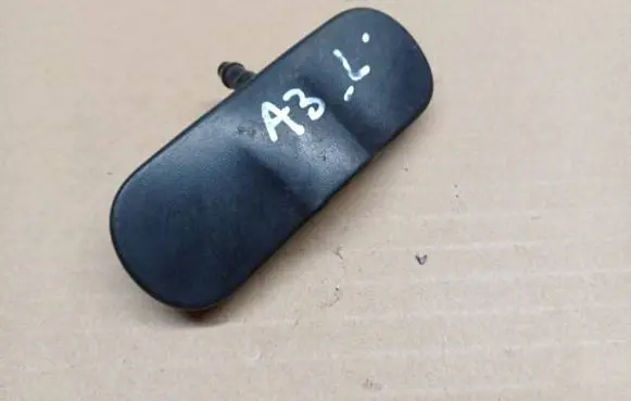 Audi A3 S3 8P Windshield washer spray nozzle 8P0955987 081010B V04035