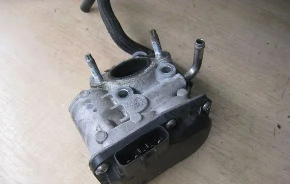 Subaru XV EGR valve 1501000055 14710AA741