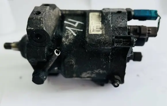 Ford Focus Fuel injection high pressure pump 1S4Q9B395BG R9044Z016A