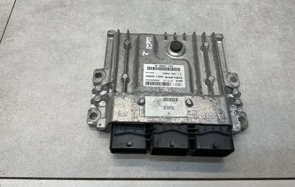 Ford Kuga II Engine control unit/module DV4112A650AG