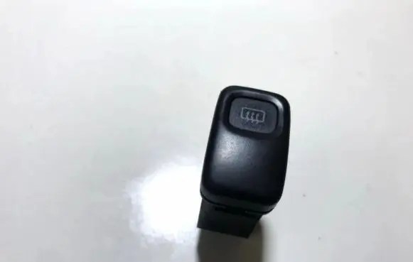 Mazda 323 F Windscreen/window heater switch