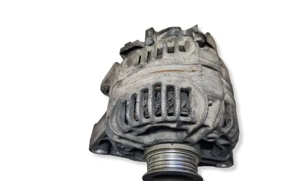 Opel Corsa C Generator/alternator 0124415023 24437120