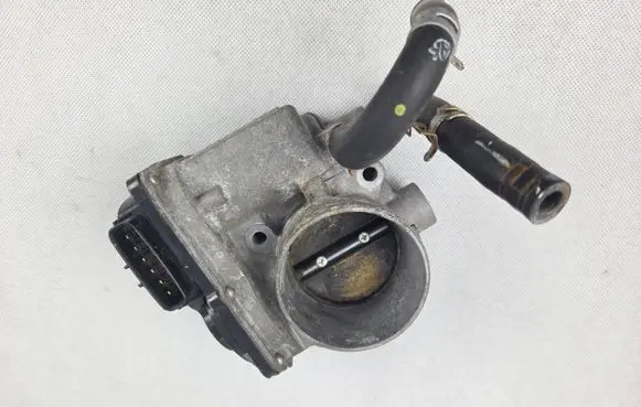 Suzuki SX4 S-Cross Throttle body valve 54la