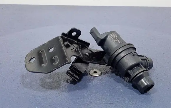 BMW iX3 G08 Water pump 9896407