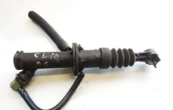 Clutch master cylinder