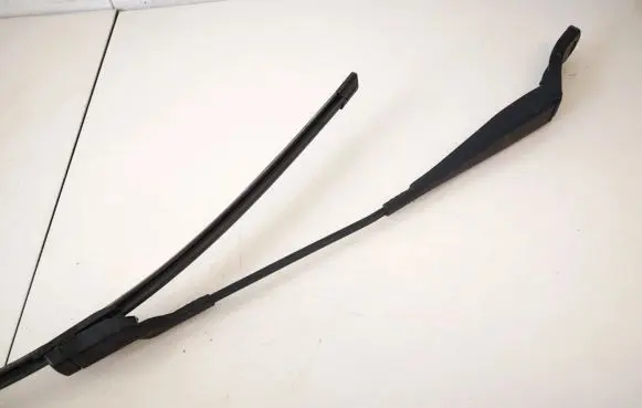 Renault Twingo II Front wiper blade arm 288809909r