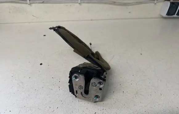 Renault Master III Sliding door lock I120009