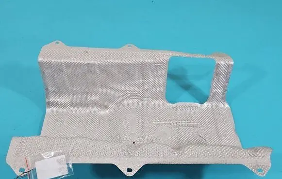 Suzuki Vitara (LY) Center/middle under tray cover 14231-61M00-000 IMPRK1471704