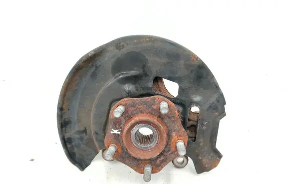 Nissan Rogue Front wheel hub