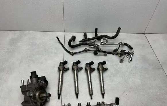 Volkswagen PASSAT B8 Fuel injection system set 04L130277AD 04L089G 04L906054