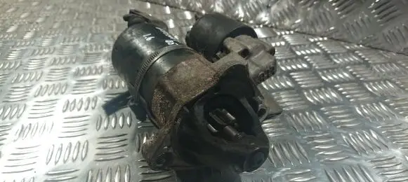 Volkswagen PASSAT B5 Starter motor