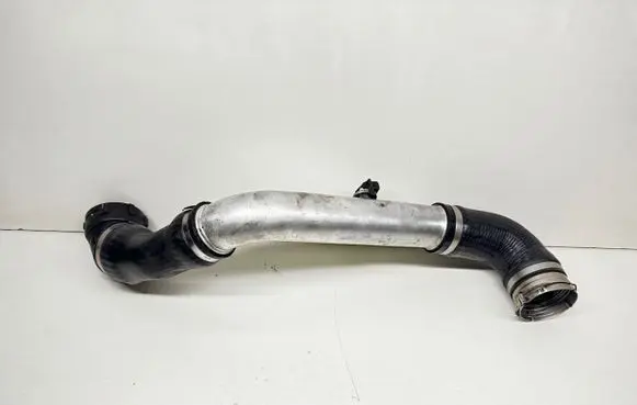 BMW 5 E60 E61 Intercooler hose/pipe 7793896 1161779389603 11617793896