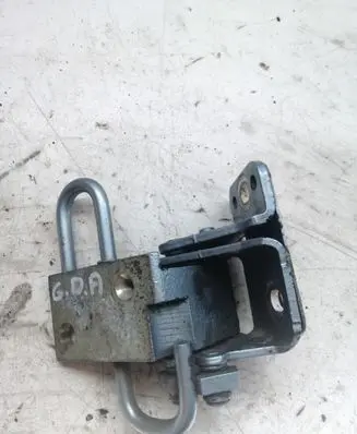 Volkswagen Touran I Rear door upper hinge 1T0831412A