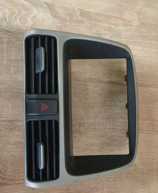 Honda CR-V Dash center air vent grill 77250S9AA0130