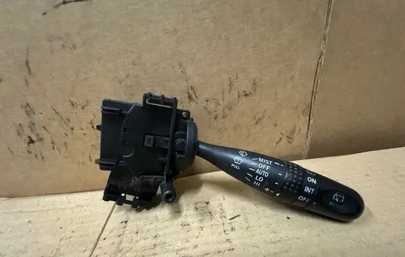 Toyota Corolla E120 E130 Wiper control stalk 17F062