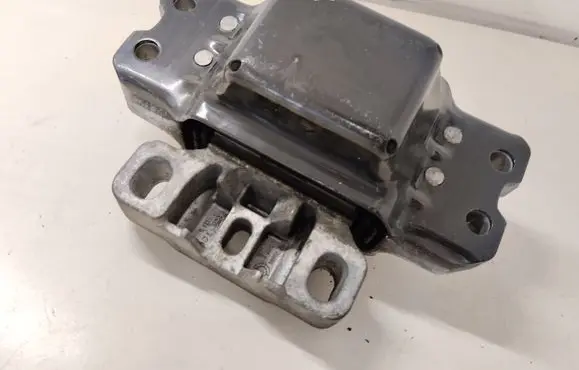 Skoda Superb B6 (3T) Engine mount bracket 1K0199555 1K0199555M
