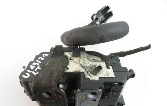 Renault Megane III Rear door lock 