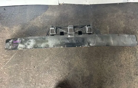 Opel Zafira B Front bumper cross member 24460537