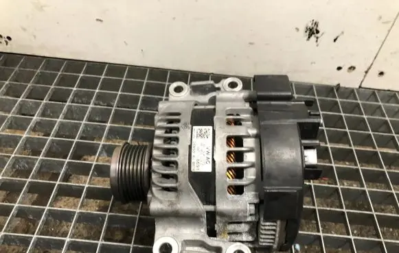 Audi A4 S4 B9 8W Generator/alternator 06L903024C