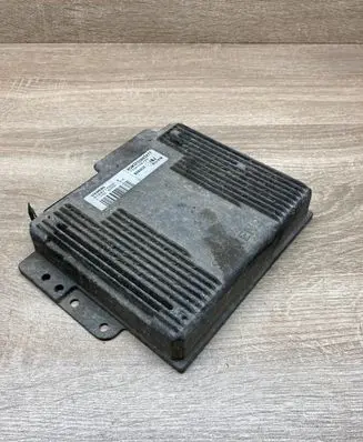 Renault Laguna I Engine control unit/module ECU HOM7700863477 S103717205R