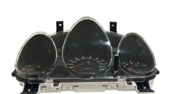Mitsubishi Colt Speedometer (instrument cluster) 8100A929 MM038013