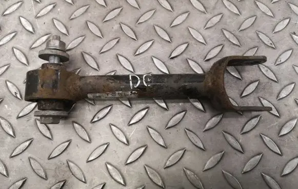 Tesla Model 3 Rear upper control arm/wishbone 104443100G
