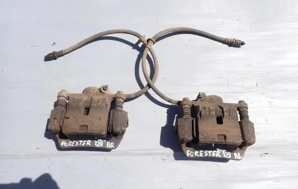 Subaru Forester SH Front brake caliper