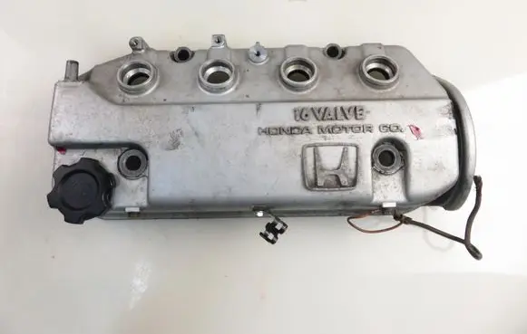 Honda Civic Rocker cam cover 